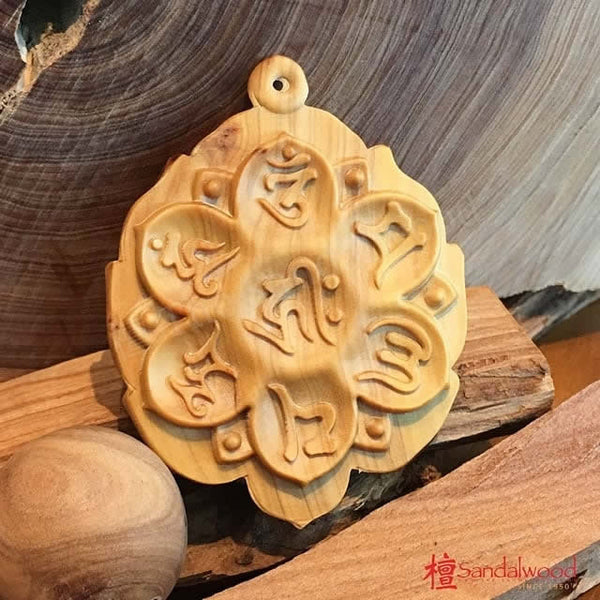 檀香木佛牌定制<br>Sandalwood Pendant Custom Made